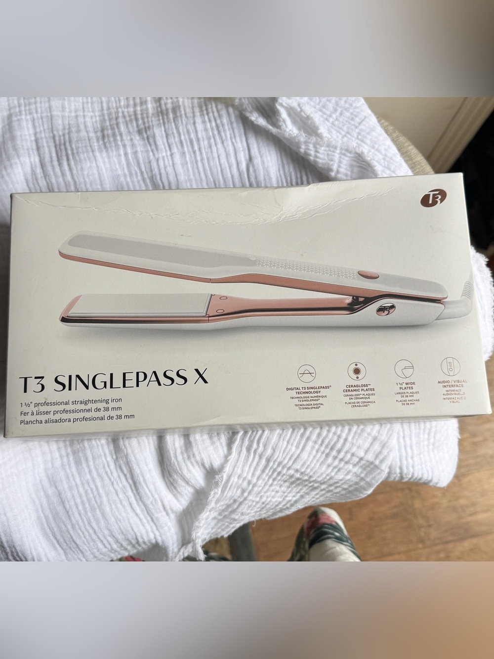 T3 SinglePass X White with Rose Gold Hair Straightener